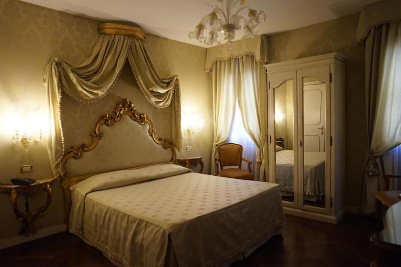 Hotel Orsaria Венеция Экстерьер фото